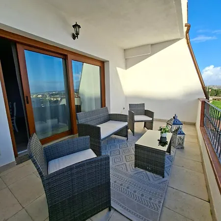Miramare, Wonderful With A Sea View! Apartment