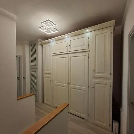 Miramare, Wonderful With A Sea View! Apartment