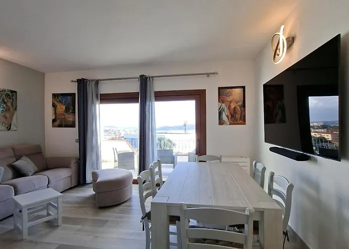 Miramare, Wonderful With A Sea View! 公寓 *